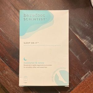 NIB barefoot scientist sleep on it overnight moisturizing gel socks